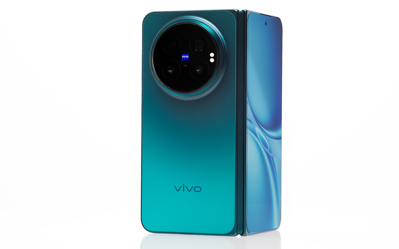 El nuevo vivo X Fold6 desembarca en el mercado europeo con óptica ZEISS de 200 MP y formato ultradelgado