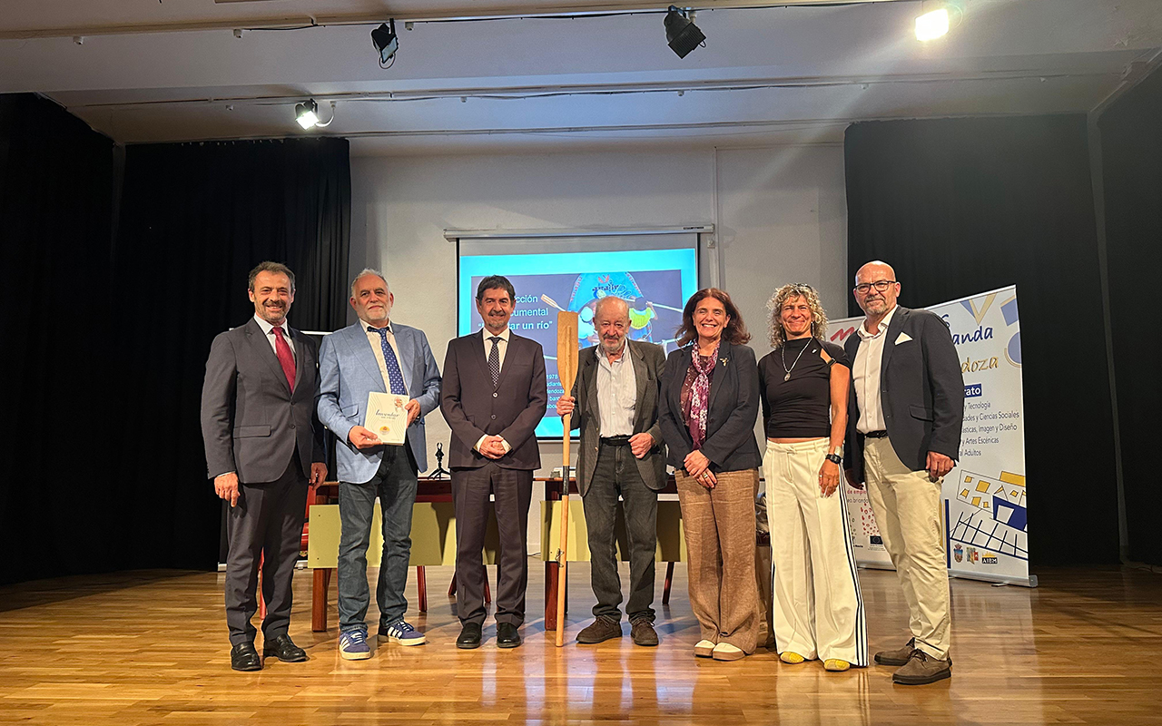 El secretario de Estado de Educación conoce el legado histórico del Brianda de Mendoza y la labor de la Escuela de Arte de Guadalajara 1 El secretario de Estado de Educación conoce el legado histórico del Brianda de Mendoza y la labor de la Escuela de Arte de Guadalajara