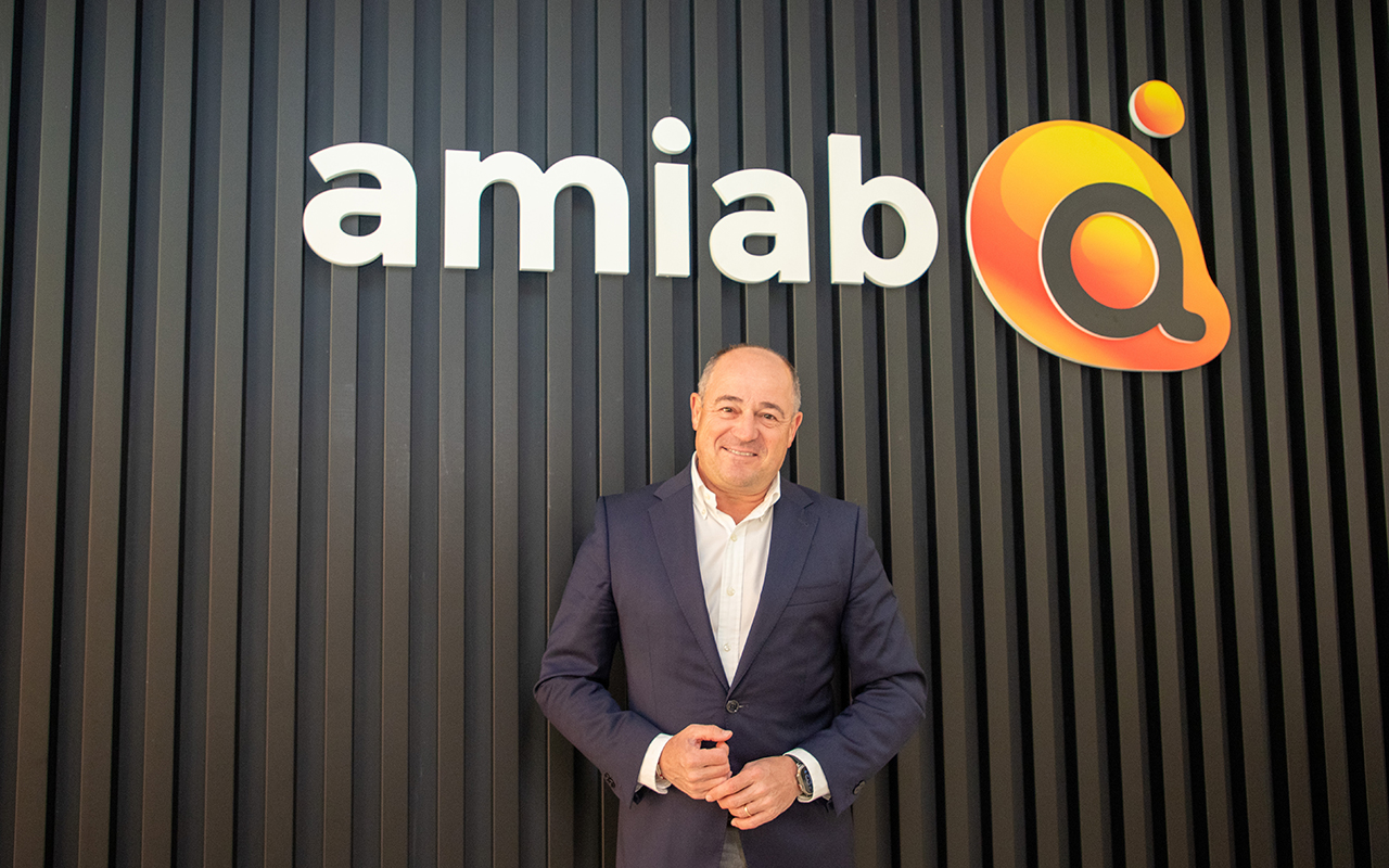 Emilio Sáez destaca el crecimiento de los Premios a la Inclusión de amiab y su proyección nacional en su XXVIII edición Emilio Sáez destaca el crecimiento de los Premios a la Inclusión de amiab y su proyección nacional en su XXVIII edición