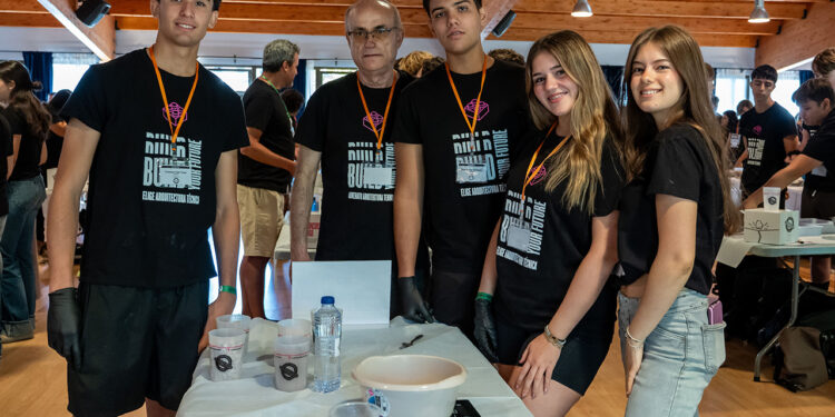 Estudiantes del IES Julián Zarco de Mota del Cuervo representan a la provincia en la final nacional de El Gran Concurso del Hormigón