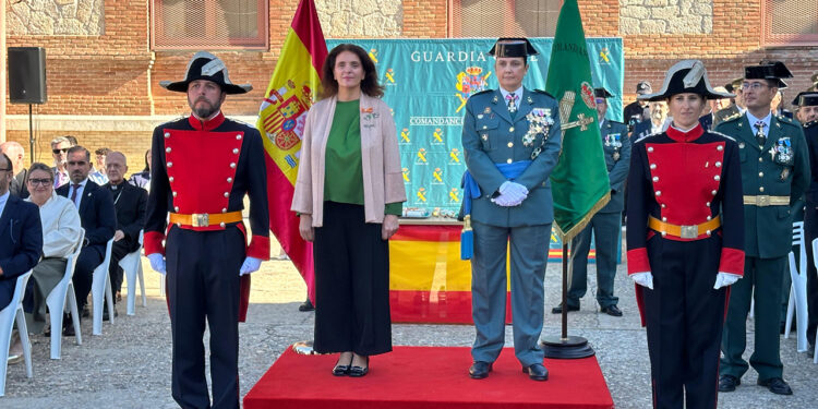Guadalajara ensalza la lealtad de la Guardia Civil y su auxilio vecinal frente a los incendios del verano Guadalajara ensalza la lealtad de la Guardia Civil y su auxilio vecinal frente a los incendios del verano