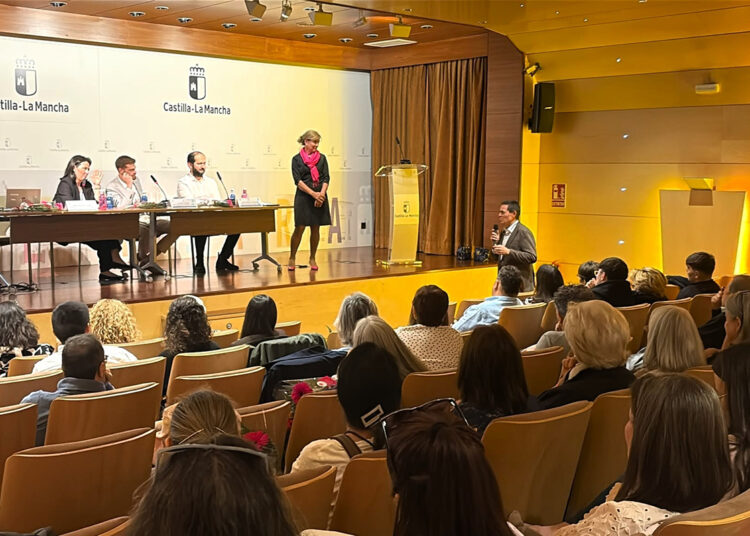 Guadalajara registra unos 140 casos anuales de cáncer de mama y sumará una mesa de biopsia 3D en el hospital