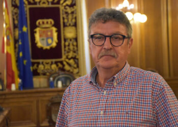 Gómez Molina exige a Page y a Sánchez soluciones ante el ERE de Mahle que amenaza 170 empleos en Motilla del Palancar