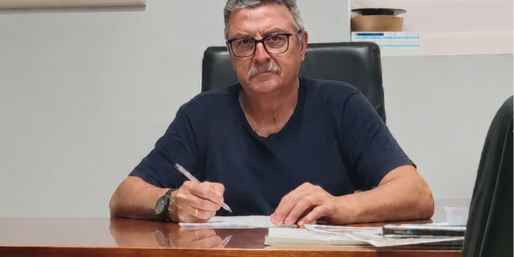 Gómez Molina: “Los trabajadores de Mahle necesitan que todas las instituciones remen en la misma dirección” Gómez Molina: “Los trabajadores de Mahle necesitan que todas las instituciones remen en la misma dirección”