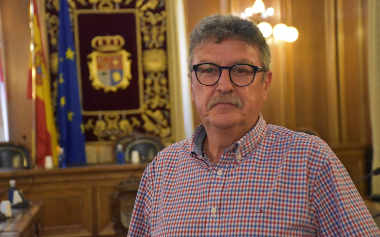 Gómez Molina exige a Page y a Sánchez soluciones ante el ERE de Mahle que amenaza 170 empleos en Motilla del Palancar Gómez Molina exige a Page y a Sánchez soluciones ante el ERE de Mahle que amenaza 170 empleos en Motilla del Palancar