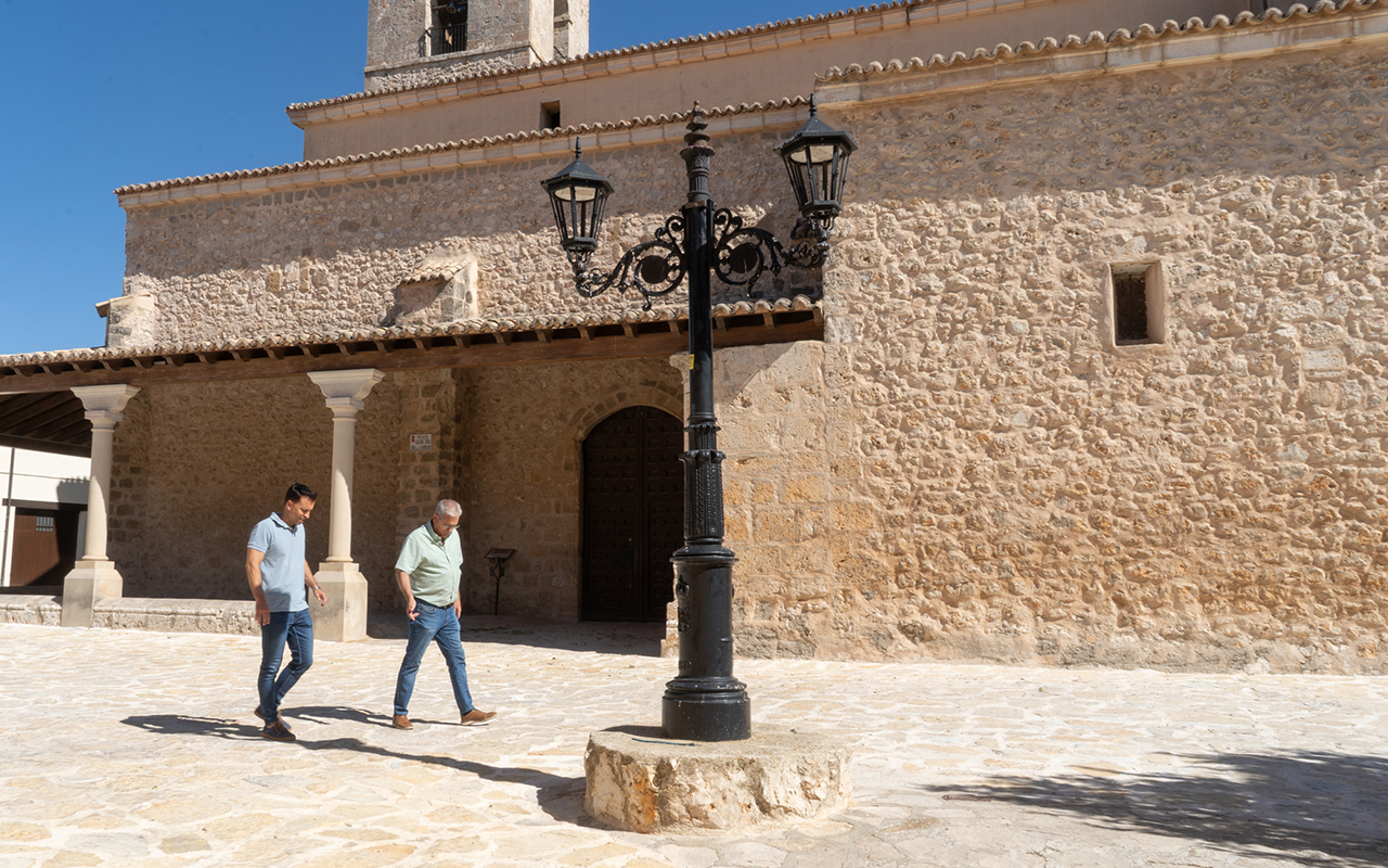 La Diputación de Guadalajara culmina 55 obras en medio centenar de pueblos con una inversión cercana a los tres millones de euros La Diputación de Guadalajara culmina 55 obras en medio centenar de pueblos con una inversión cercana a los tres millones de euros