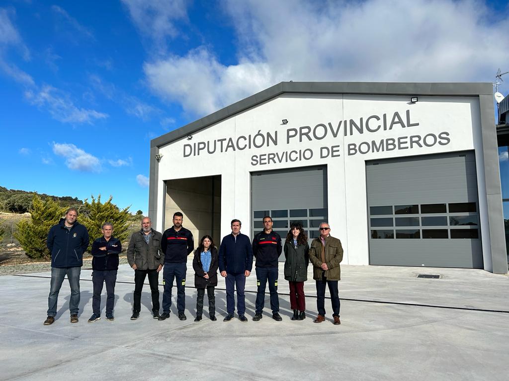 La Diputación invierte 146.000 euros en el suministro eléctrico del Parque de Bomberos de Priego La Diputación invierte 146.000 euros en el suministro eléctrico del Parque de Bomberos de Priego