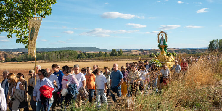 La Virgen de la Granja regresa a su ermita y pone el broche final a las Fiestas de Yunquera de Henares La Virgen de la Granja regresa a su ermita y pone el broche final a las Fiestas de Yunquera de Henares