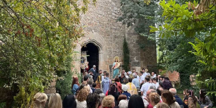 La Virgen del Rosario en Romancos La Virgen del Rosario en Romancos