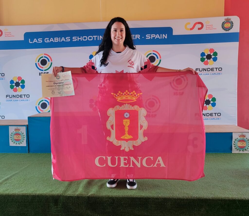 Laura Ruiz sitúa al Club Tiro Olímpico Cuenca entre las seis mejores de España en Granada