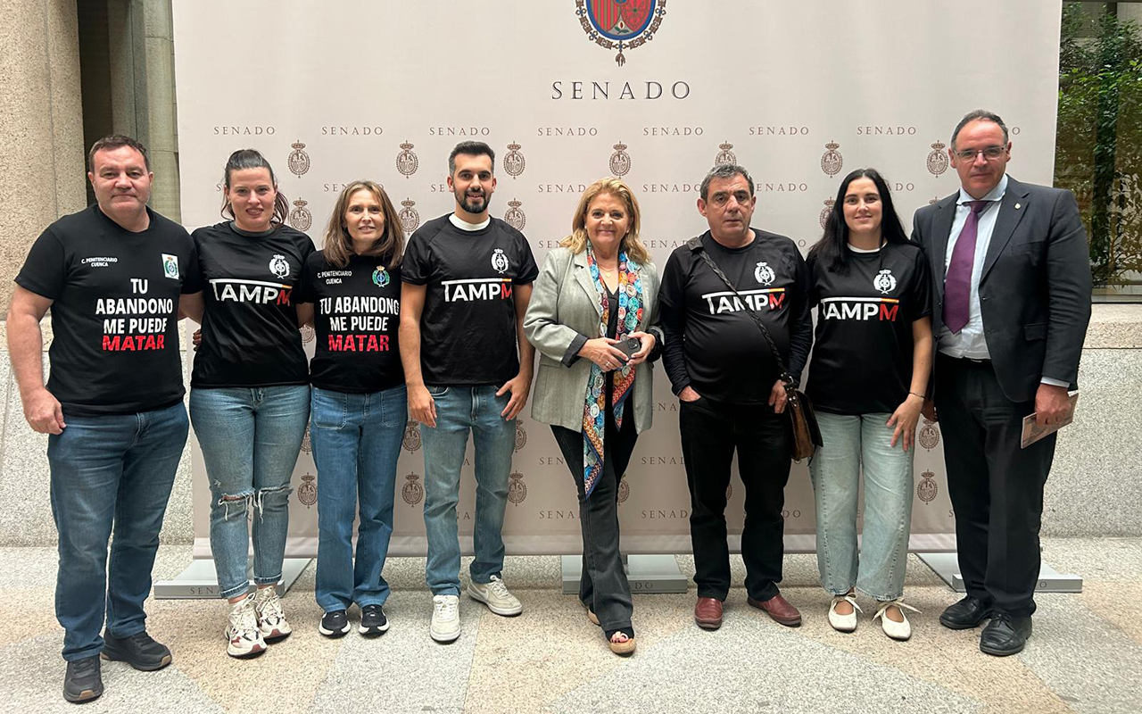 Los funcionarios de la prisión de Cuenca celebran el aval del Senado para ser reconocidos como agentes de la autoridad Los funcionarios de la prisión de Cuenca celebran el aval del Senado para ser reconocidos como agentes de la autoridad