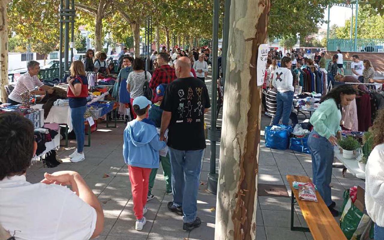 Más de 60 puestos en la 17ª edición del Mercadillo de Segunda Mano de Cabanillas 1 Más de 60 puestos en la 17ª edición del Mercadillo de Segunda Mano de Cabanillas