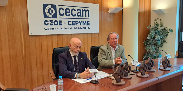 Nicolás Bermejo y Emilio Díaz reciben los Premios CECAM 2026 por Cuenca y Guadalajara Nicolás Bermejo y Emilio Díaz reciben los Premios CECAM 2026 por Cuenca y Guadalajara