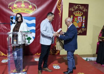 Jábaga abre las fiestas de Santa Teresa con el pregón de Fernando Antón y un balance municipal superior a 2,6 millones