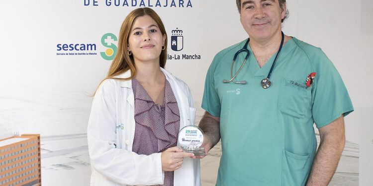 Pediatría del Hospital de Guadalajara gana el premio científico regional sobre patología digestiva infantil Pediatría del Hospital de Guadalajara gana el premio científico regional sobre patología digestiva infantil