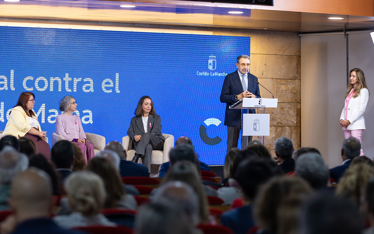 Presentado el Plan contra el cáncer como un compromiso por la equidad en la prestación de servicios Presentado el Plan contra el cáncer como un compromiso por la equidad en la prestación de servicios