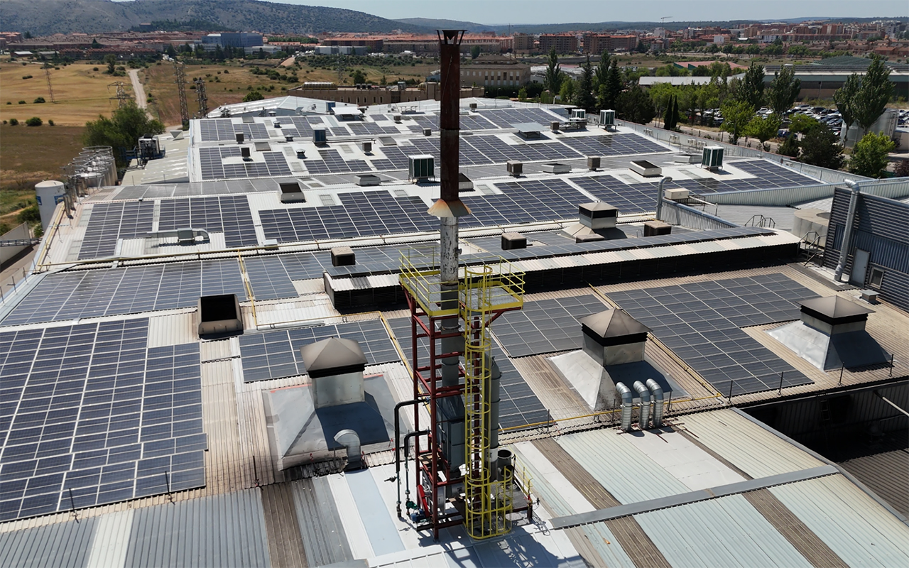 Rebi, finalista de los XIII Premios A3E por su proyecto de descarbonización industrial junto a FICOSA Automotive en Soria Rebi, finalista de los XIII Premios A3E por su proyecto de descarbonización industrial junto a FICOSA Automotive en Soria