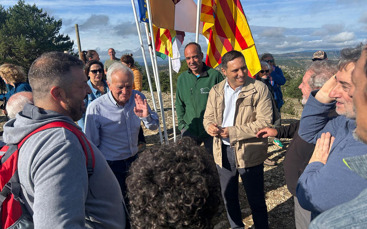 Salvacañete une a Cuenca, Teruel y Valencia con un proyecto monumental y senderista en la Cruz de los Tres Reinos 1 Salvacañete une a Cuenca, Teruel y Valencia con un proyecto monumental y senderista en la Cruz de los Tres Reinos
