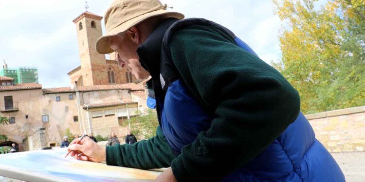 Sigüenza bautiza su Concurso Nacional de Pintura Rápida con el nombre de Emilio Fernández-Galiano y reparte 4.700 euros en premios Sigüenza bautiza su Concurso Nacional de Pintura Rápida con el nombre de Emilio Fernández-Galiano y reparte 4.700 euros en premios