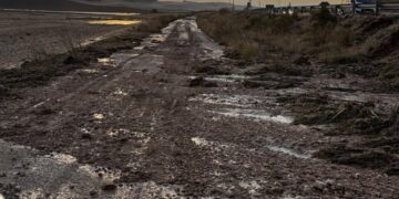 Barro, escombros, balsa de agua y acceso cortado a Torrubia del Castillo. Entrevistamos al alcalde Alex Plaza